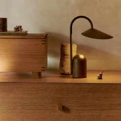 Arum - Portable Lamp