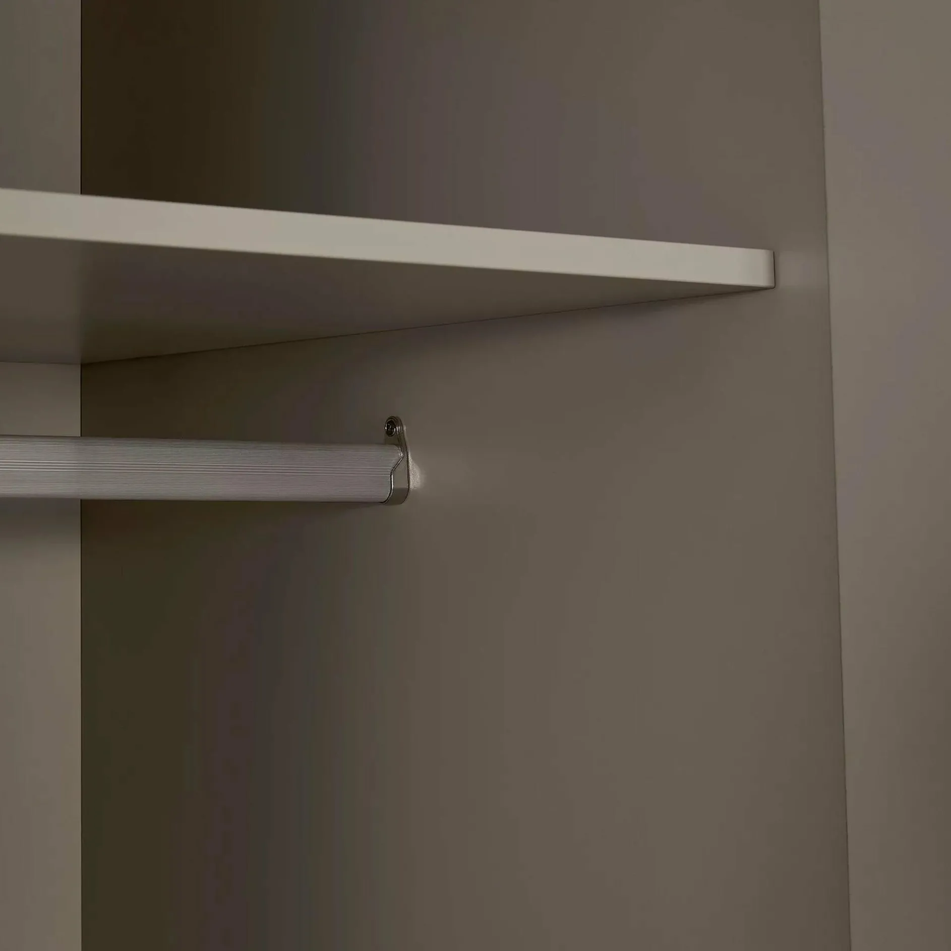 Glassy - Wardrobe