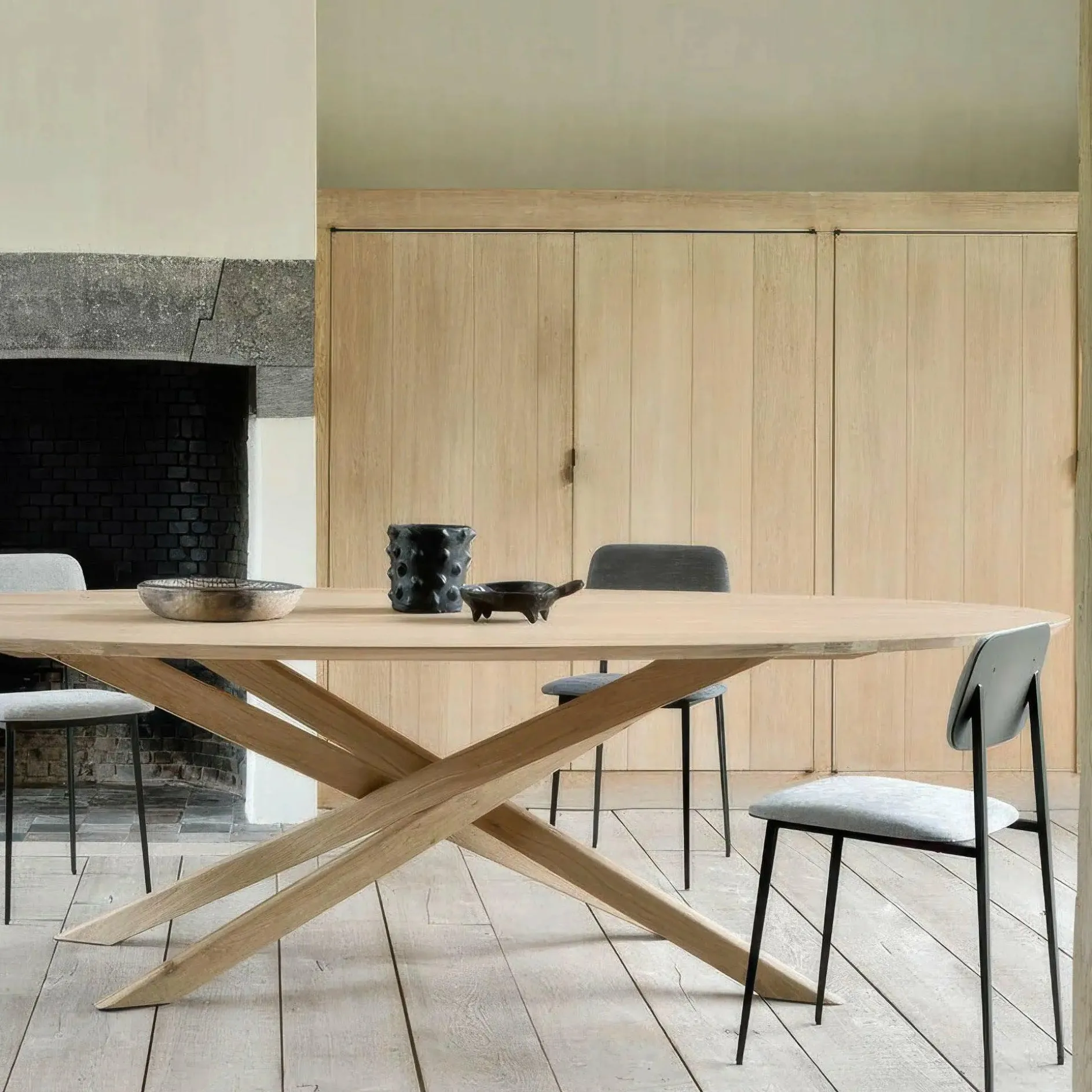 Mikado - Oval Oak Dining Table by Ethnicraft