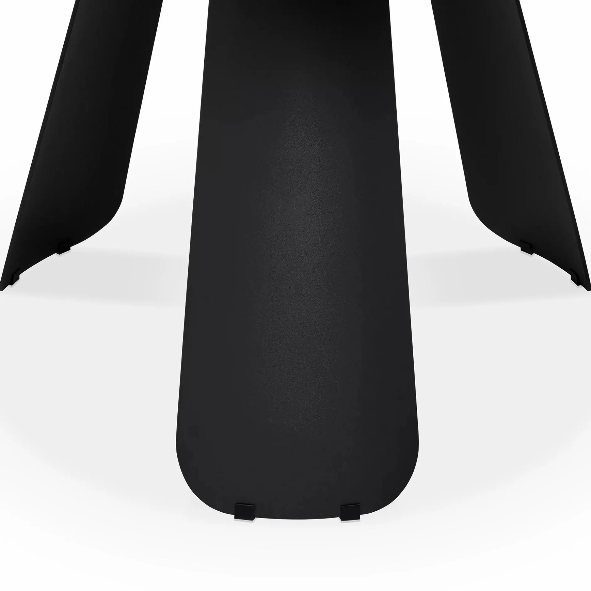 Palazzo - Round Ceramic Table
