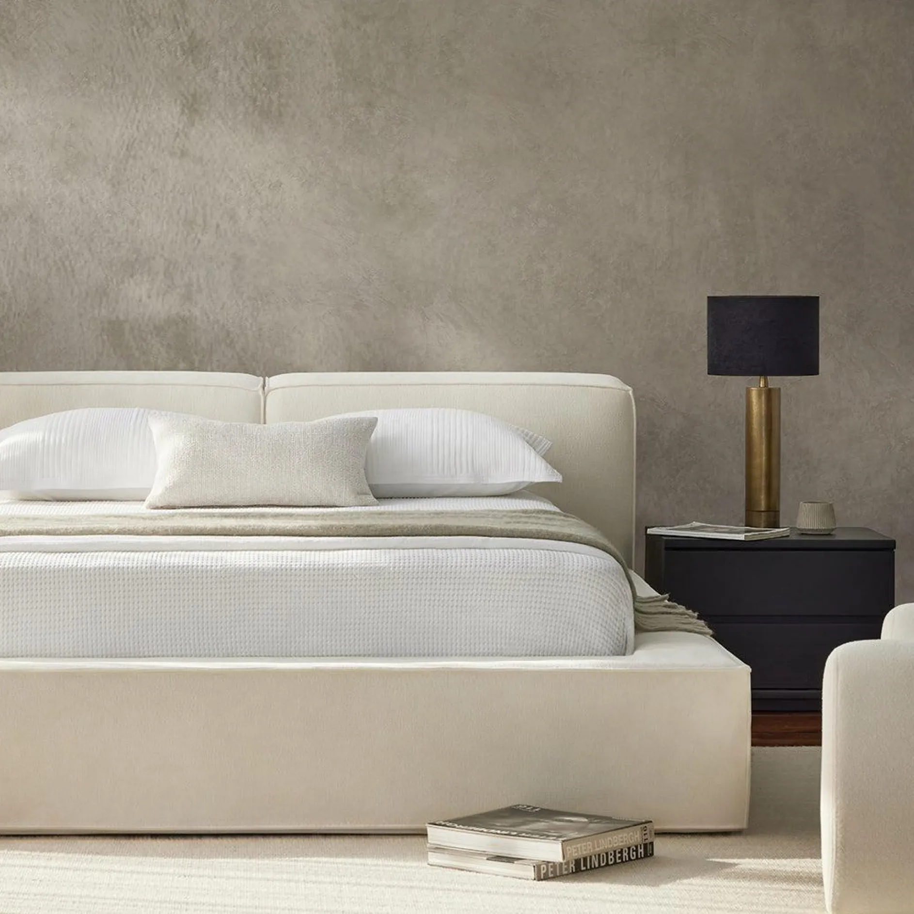 Slova - Fabric Upholstered Platform Bed