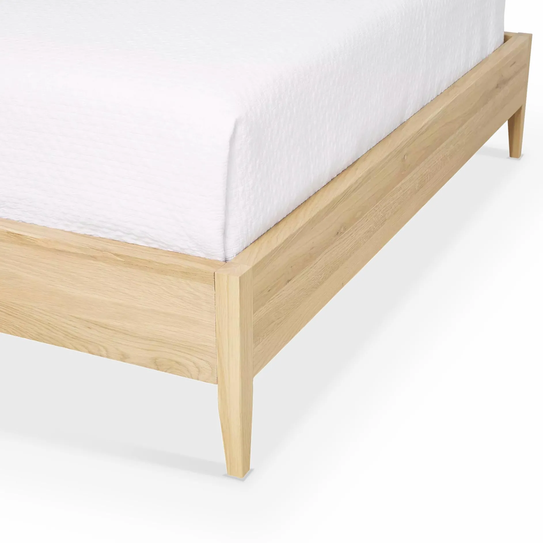 Spindle - Natural Oak Bed by Ethnicraft