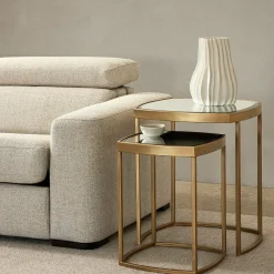 Vista - Nesting Tables